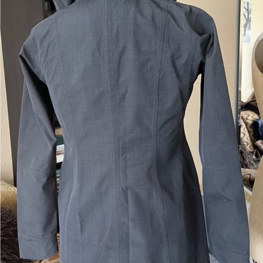☔️Athleta Wetlands Trench Jacket - Picture 4 of 13